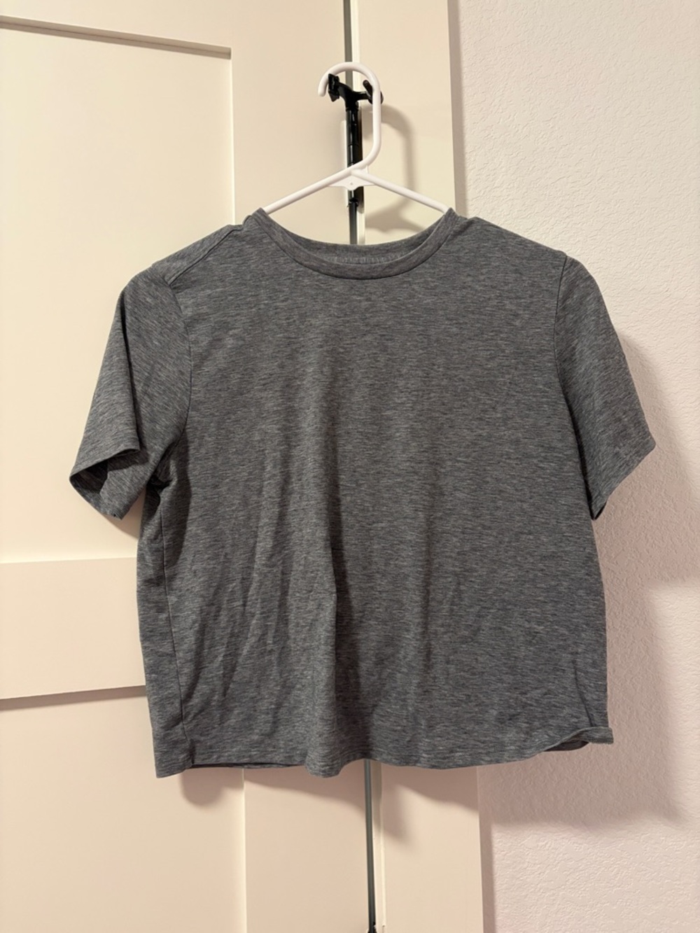 Outdoor Voices T-shirt  Gray Short-Sleeve Tee